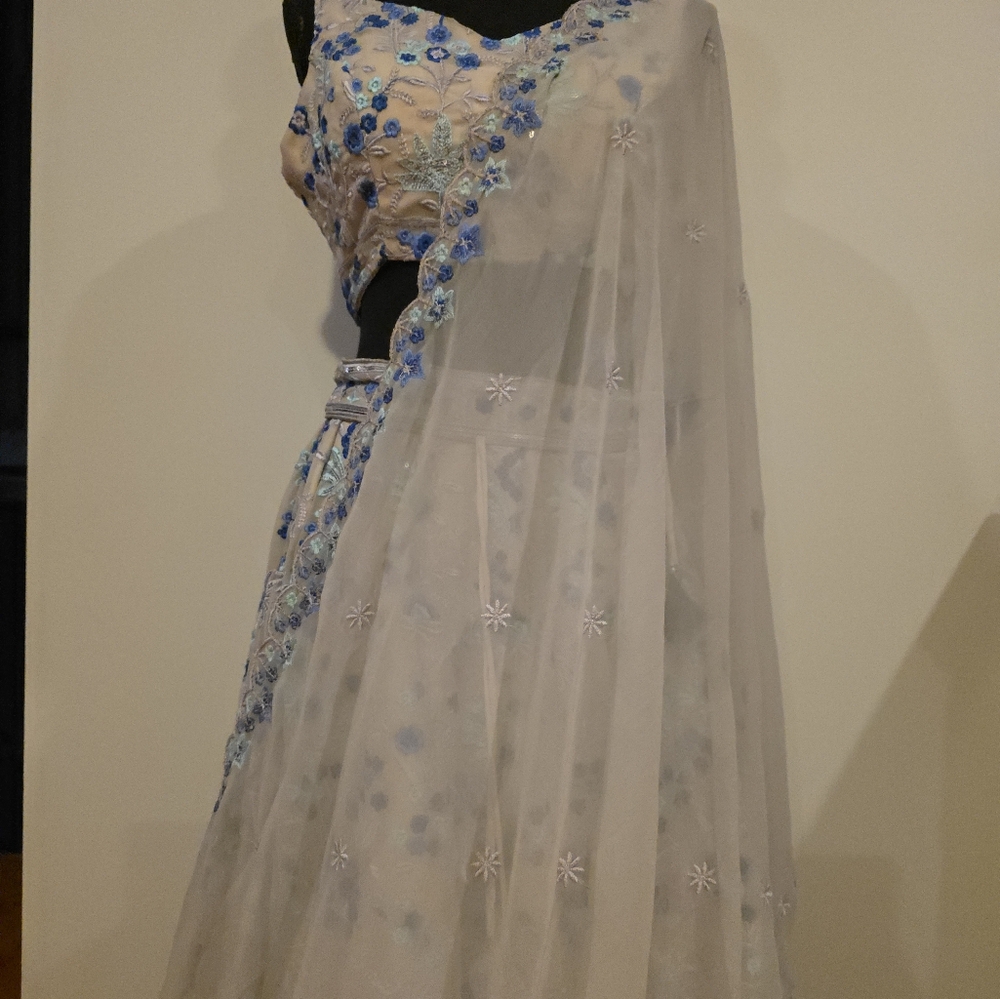 Ethnic Indian Wear Blue and Cream Wedding Dress Lehenga - Picture 11 of 14